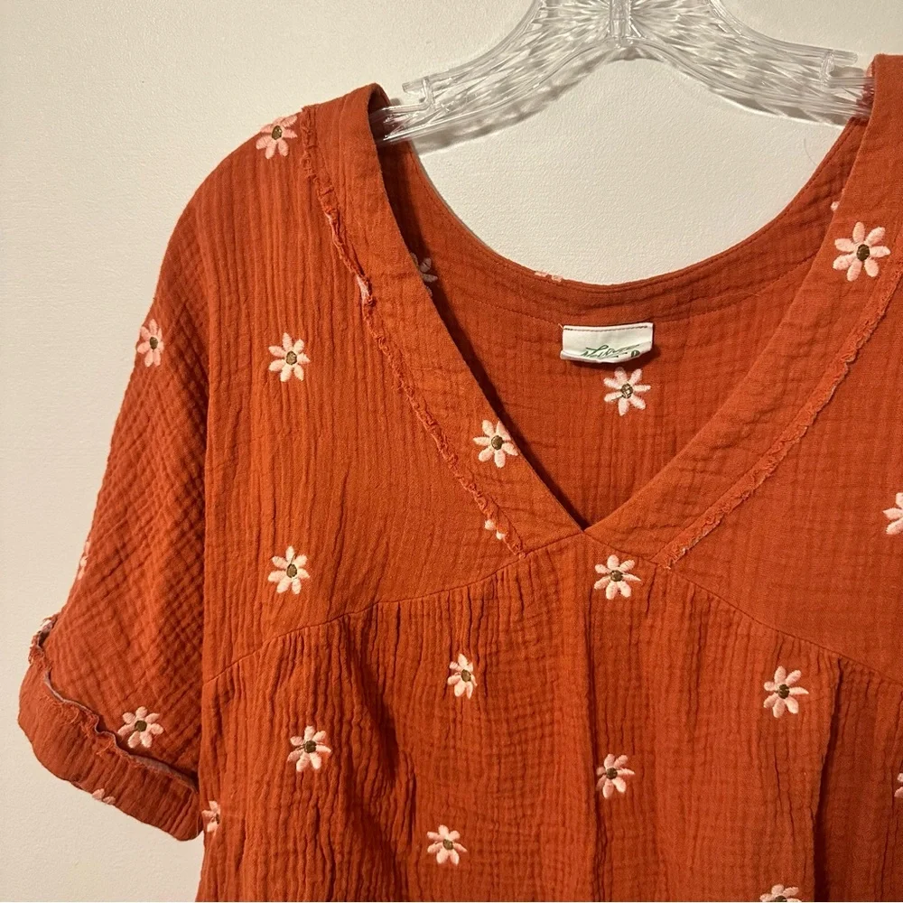 New'm V-Neck Ruffle Blouse in Rust Orange Short Sleeves Floral Daisy | Sz Large - Picture 1 of 11